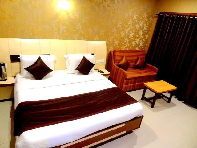 Hotel Vishal Plaza Puri Exterior foto