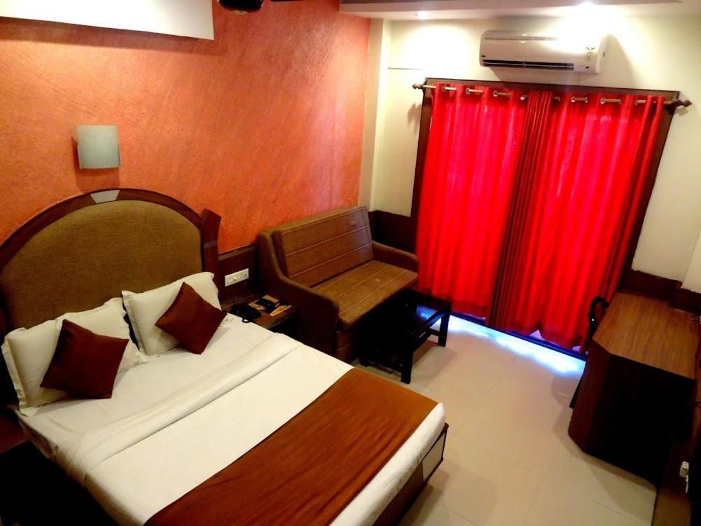 Hotel Vishal Plaza Puri Exterior foto
