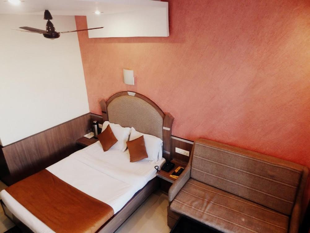 Hotel Vishal Plaza Puri Exterior foto